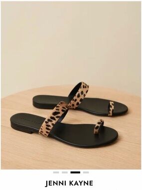 Jenni Kayne Genuine Pony Hair sandal
Size 37 Women's